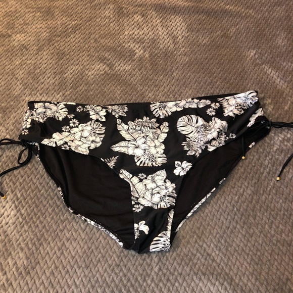 Other - NWT Swim Bottom B1,MR